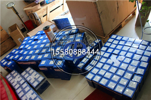 珀金斯發動機濾芯大揭秘：購買渠道全攻略